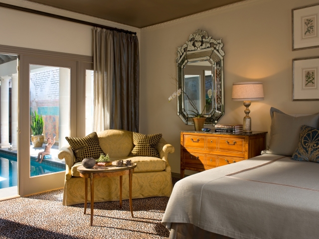 Rivercrest Residence